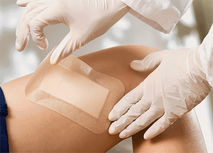 Các bước thay băng, chăm sóc chuẩn y khoa 1 Thay băng vết mổ